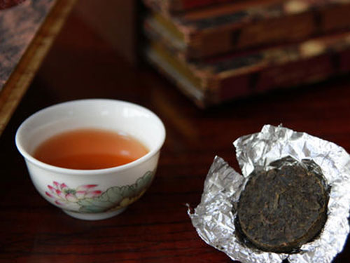 安化(huà)黑(hēi)茶應當成為(wèi)國(guó)學文(wén)化(huà)與國(guó)學健康之茶